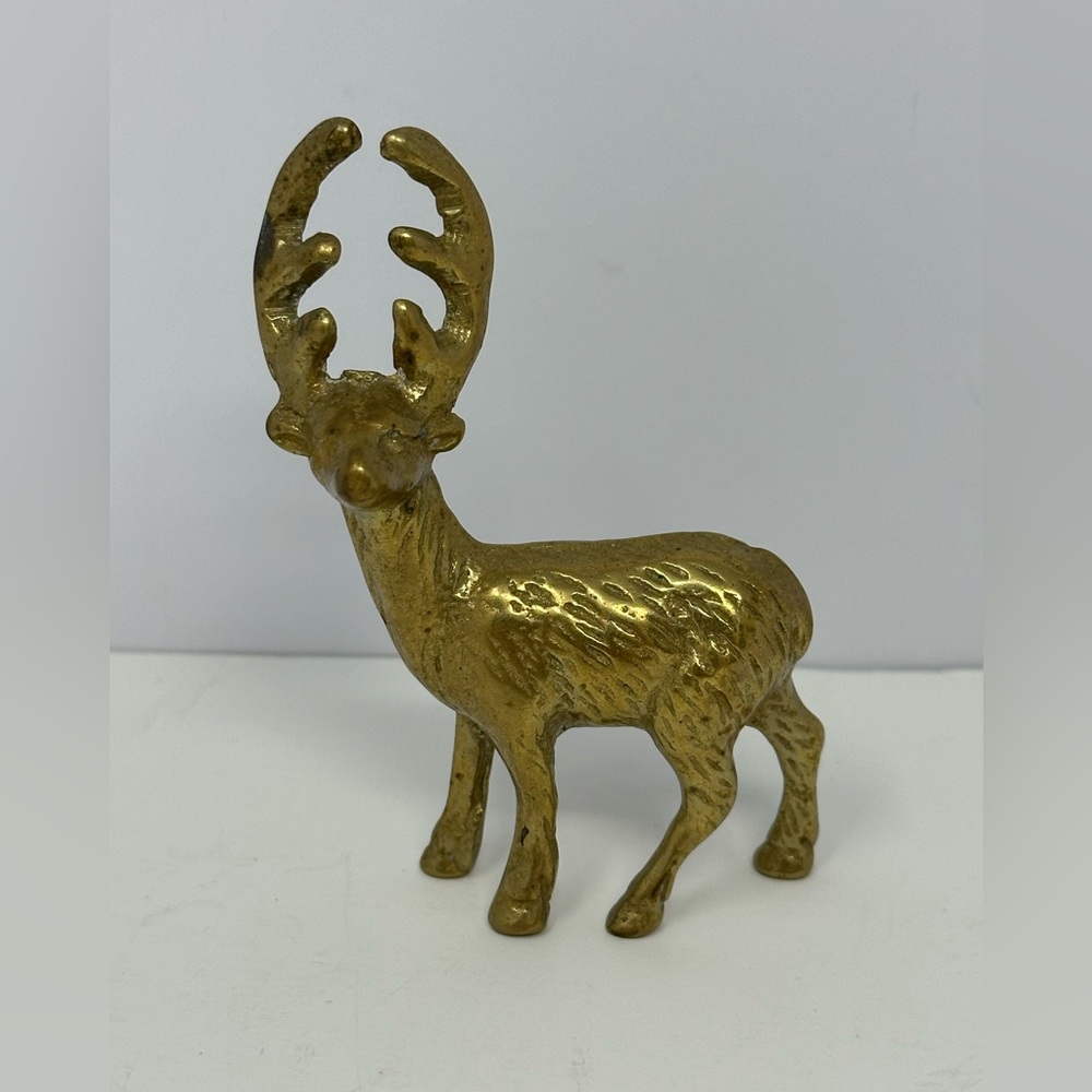 Vintage MCM 4.5” Solid Cast Brass Deer Stag Textured Figure Figurine Paperweight